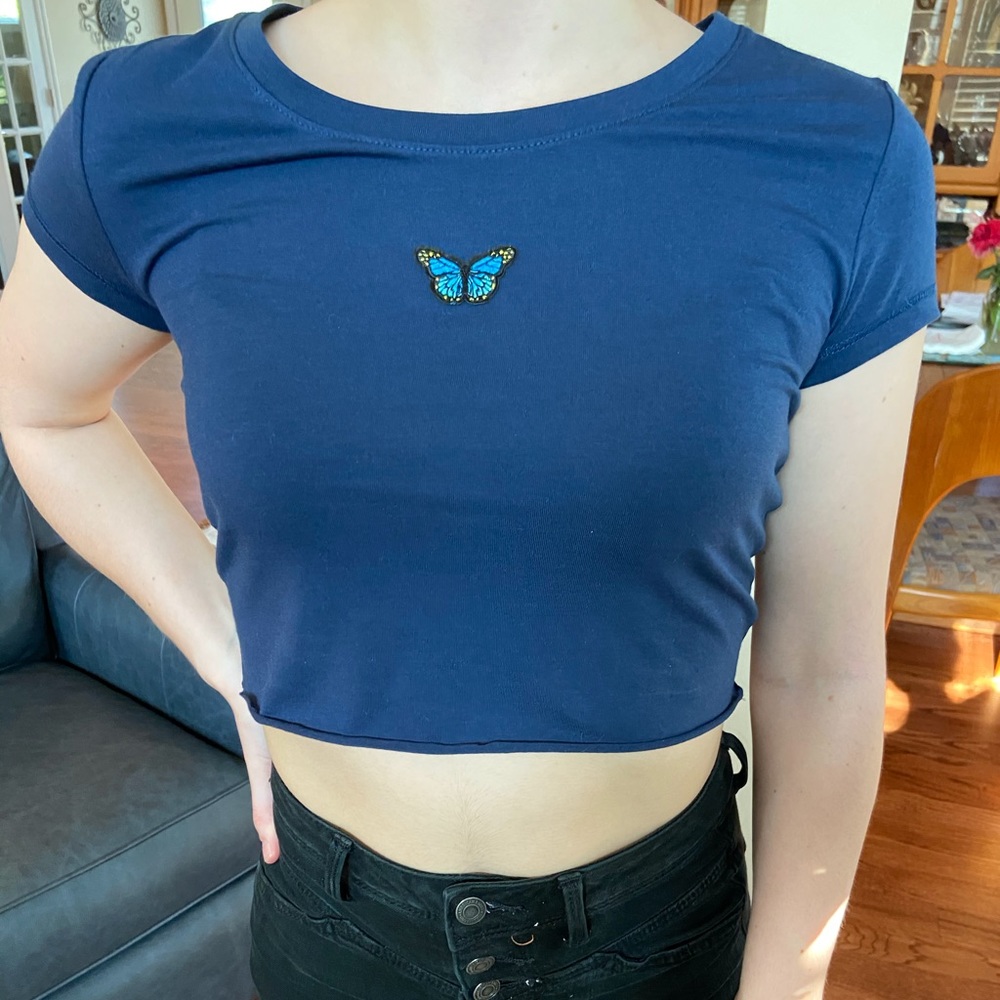 SOLD🦋 - Picture 2 of 2